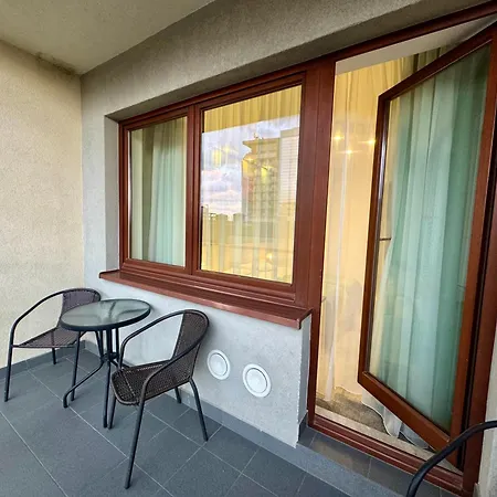 Apartamenty Promenada-Arka Apartment